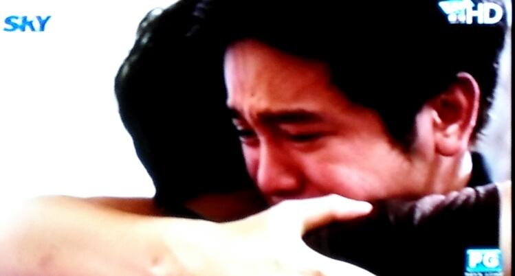 summerpo_'s tweet photo. This scene is so beautiful! Obet and Joseph finally found their way out of all those hatred, pain and misunderstanding that have been keeping them apart 😭❤
#TGSForgive https://t.co/l6ihUrjO6N