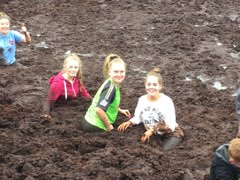 ratoathcollege's tweet image. Second years are having a brilliant day on their Geography trip to @CauseyFarm #JCGeography