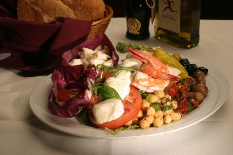 FrancosItalian's tweet photo. Classic Italian made with care. https://t.co/fYKobA4vnA