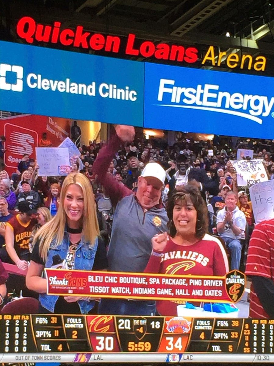 BeBleuChic's tweet photo. #TBT to that time {yesterday} I was able to share @bleuchicboutique with 20,562 fans at Fan Appreciation night for the @cavs. #lovewhatyoudo #cavs #family #bleuchic #grateful #thankful #blessed #keepdreaming #eyesontheprize #cleveland #cavaliers #sportychic https://t.co/9fmXa16uDD
