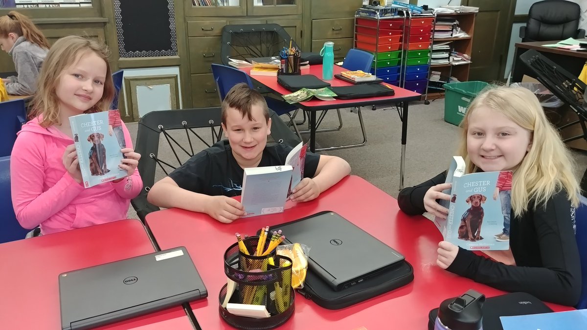Ellsworth_4th's tweet photo. Ss @Ellsworth203 are participating in student-initiated books clubs, thank you Home &amp; School for this opportunity! #inspire203 https://t.co/r6EdOdg6Nt