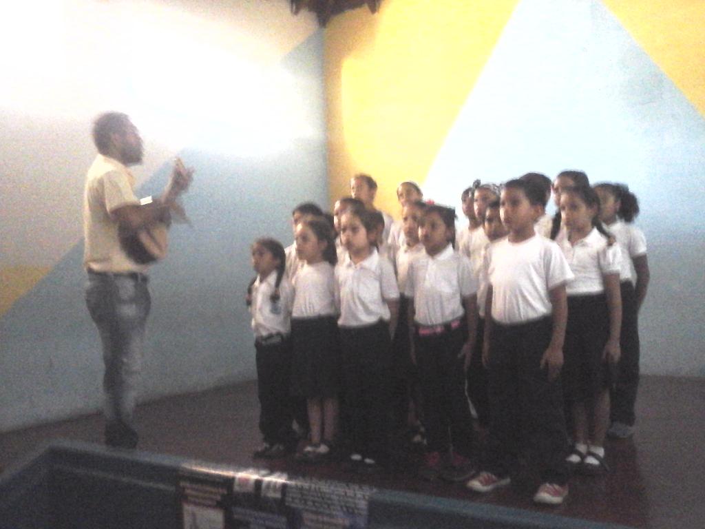 Hoy #PlanJuntosHacemos Abordaje integral e integrado en la EBB Francisco Aranda #ROSCIO #12APuebloALaCalle @dceupguarico @MPPEDUCACION