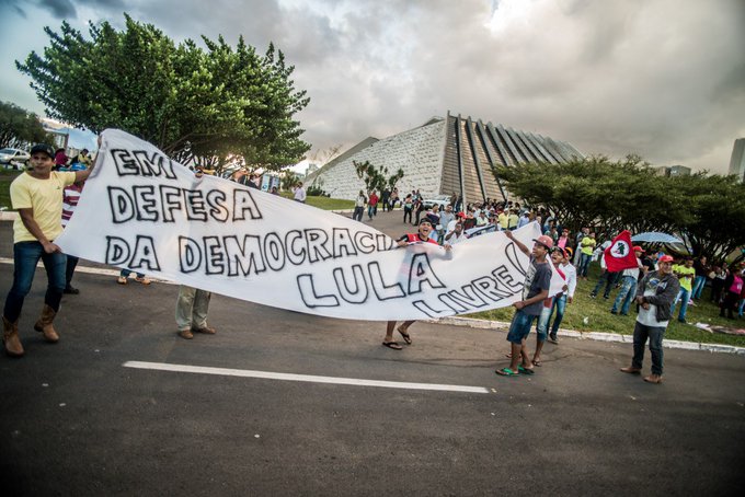 Ver imagem no Twitter