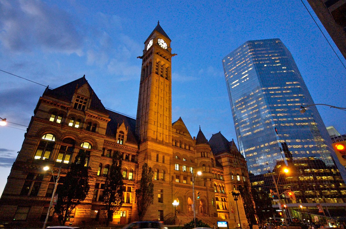 cityoftoronto's tweet image. Going to a court office? Check out the counter #WaitTimes online tinyurl.com/ybuogld4