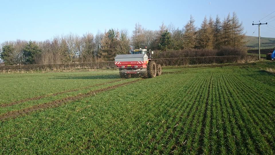 Galbraith_Rural's tweet photo. It has been a long wait for favourable ground conditions #fertspreading #springfieldwork #agrichatuk #ukfarming https://t.co/u6mbQjFjHj