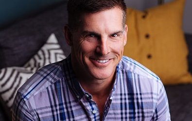 CLATVLive's tweet photo. @cnieuwhof  and @craiggroeschel talk about his approach to preaching, leadership, success and more on the #podcast today.  https://t.co/neoRTP1U7g https://t.co/WEJZWKJQOL