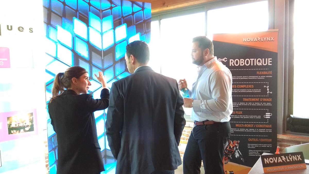 CamilleBuy's tweet image. Avec Leslie,  ça parle #audiovisuel et #murled sur le stand d'@abaquesav de #LaGrandeTribune du @MEDEF31