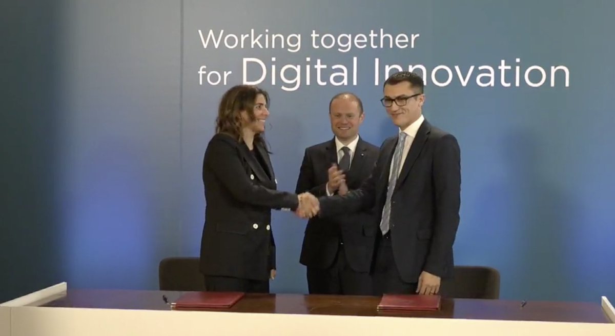 Old Account (VME Retail) tweet media