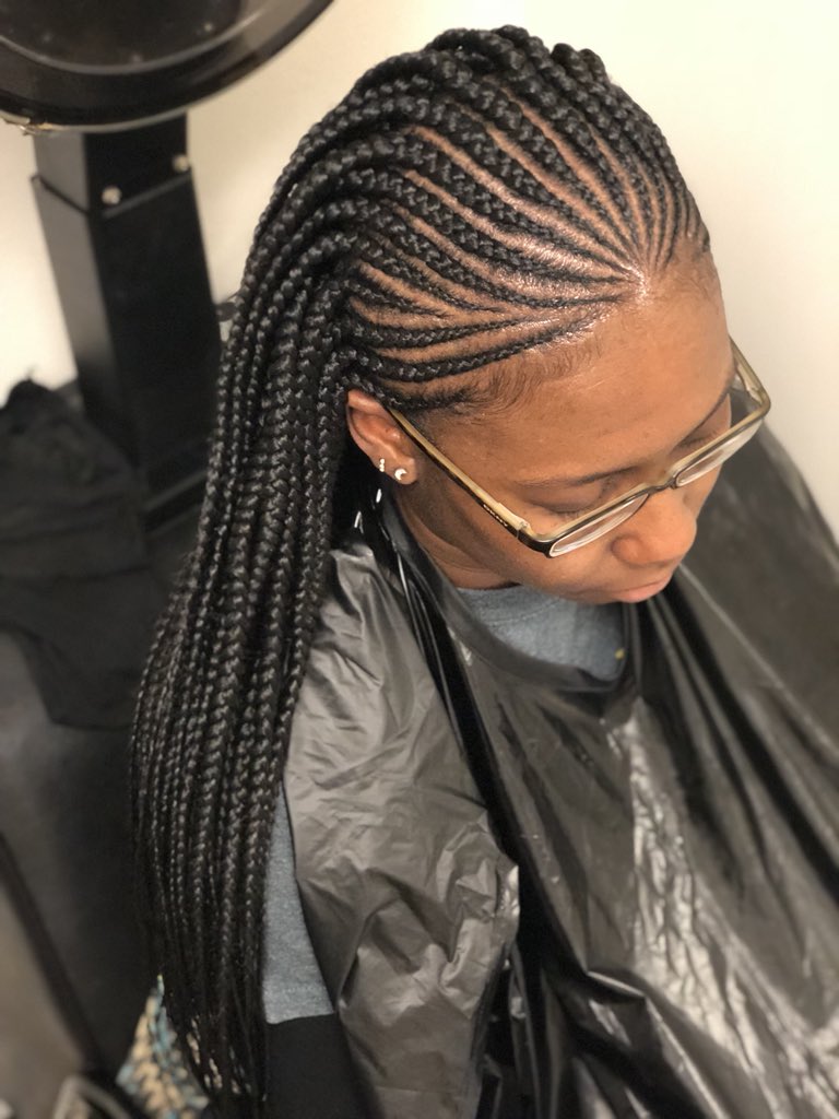 Torii_Moniique's tweet photo. It’s Like 2nd Nature😊 #BookWithTorr #TouchedByTori #HairtitudeBeautyLounge #NewOrleans #Westbank #TravelingStylist #ApptsAvaiable https://t.co/tLSg9P6ixh