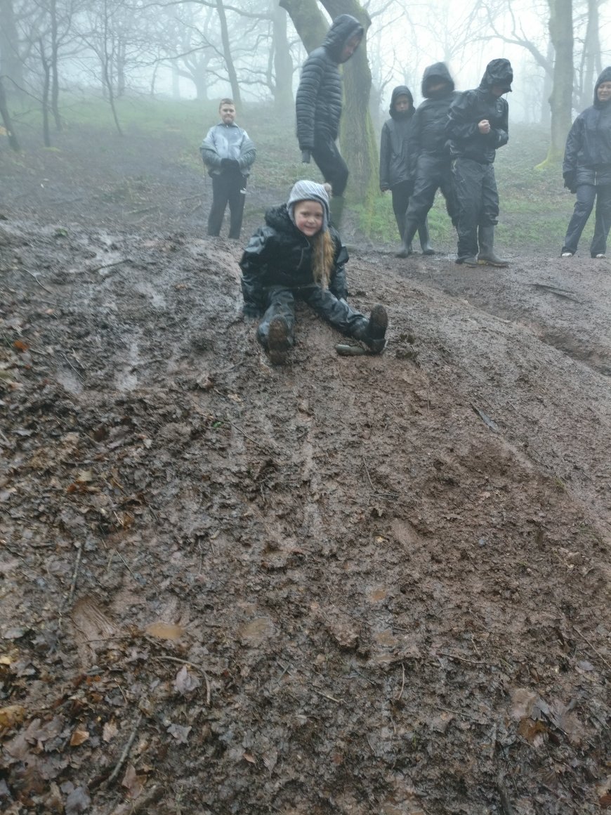 CETBrum's tweet photo. Our final activity of the Easter Holidays was a wet visit to @ClentHills National Trust. We were soaked. But we still managed to find dens and slide up and down the mud! See full album here https://t.co/p8qygfyDYk #wetwetwet #inacloud #nothingdry #sheepsavers #mudslide https://t.co/BVQWZilxrO