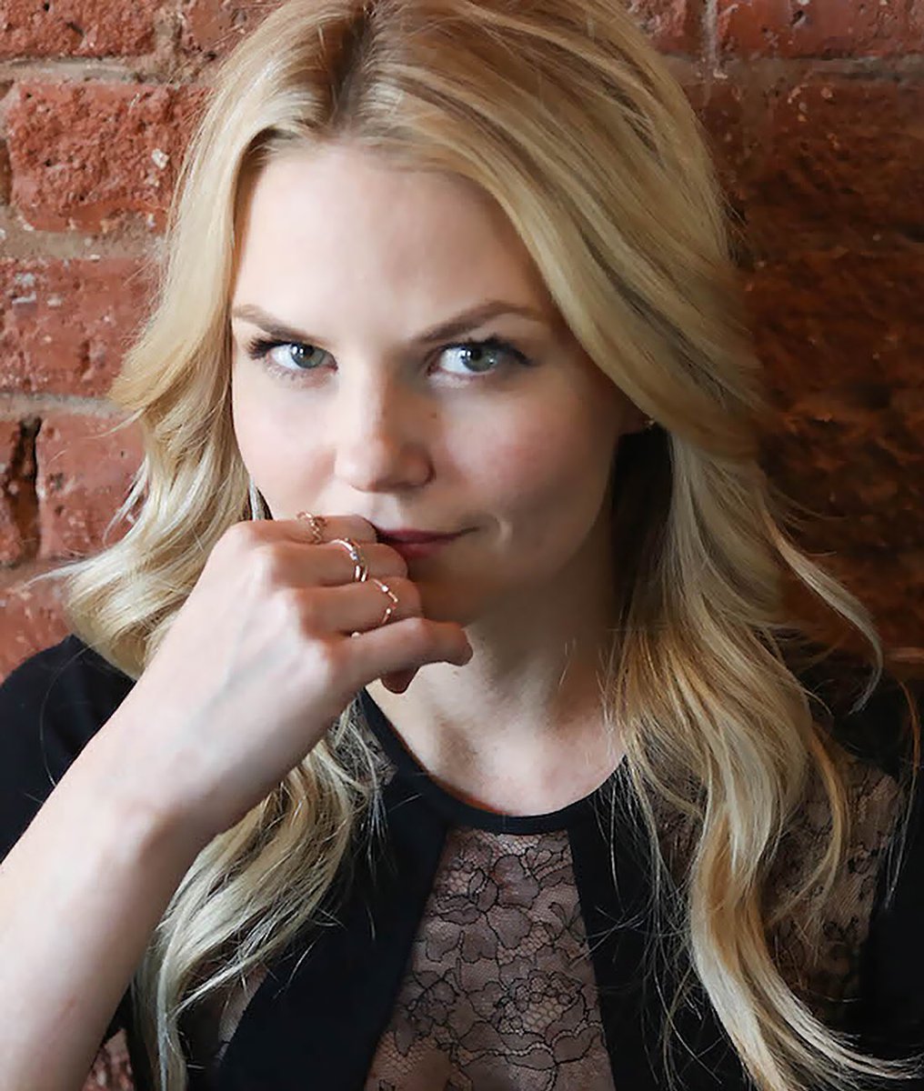 picsofcolifer's tweet image. Happy bday to the most beautiful Queen!!! You are a such a strong, talented and inspiring woman!! I hope that today you have the best time next to all the people who love you. I wish you all the happiness, love and success in the world, because you deserve!! I love u angel ❤