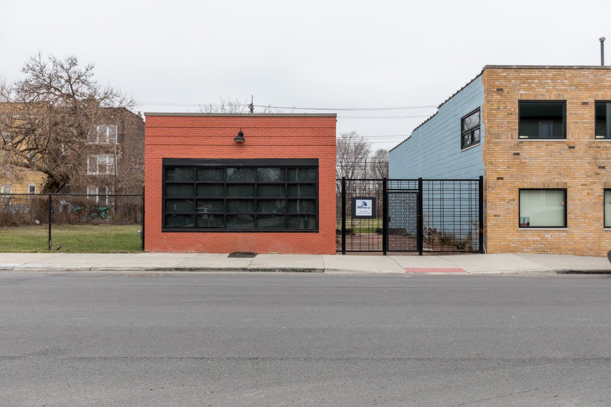 We just listed this commercial property at 4219 Third Street in Detroit. Right in the middle of everything, the sale includes the lot next door!

#OConnorDetroit #DetroitRealEstate #CRE #Detroit

oconnordetroit.com/listings/4219-…
