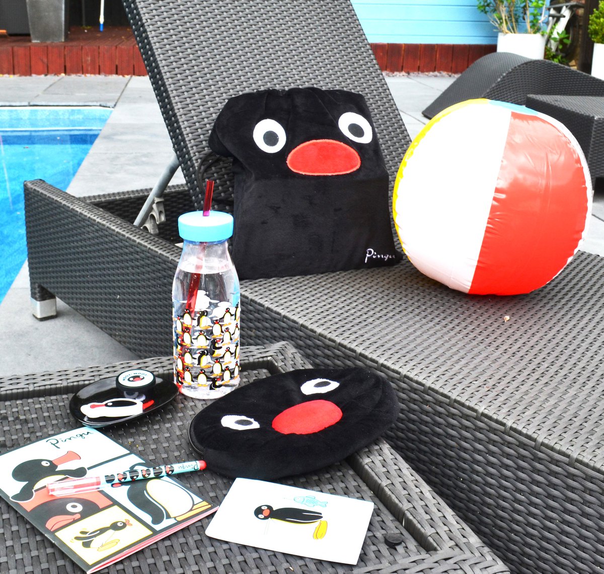 BlueprintColl's tweet photo. The weather is heating up next week and we are offering discounts on 2 of our ranges, message us for more details! Roll on summer, chilling by the pool with #pingu #stationeryaddict #lovestationery #blueprint #summeriscoming #summervibes #lovepingu #penguins #happiness https://t.co/wqJXhinbs0