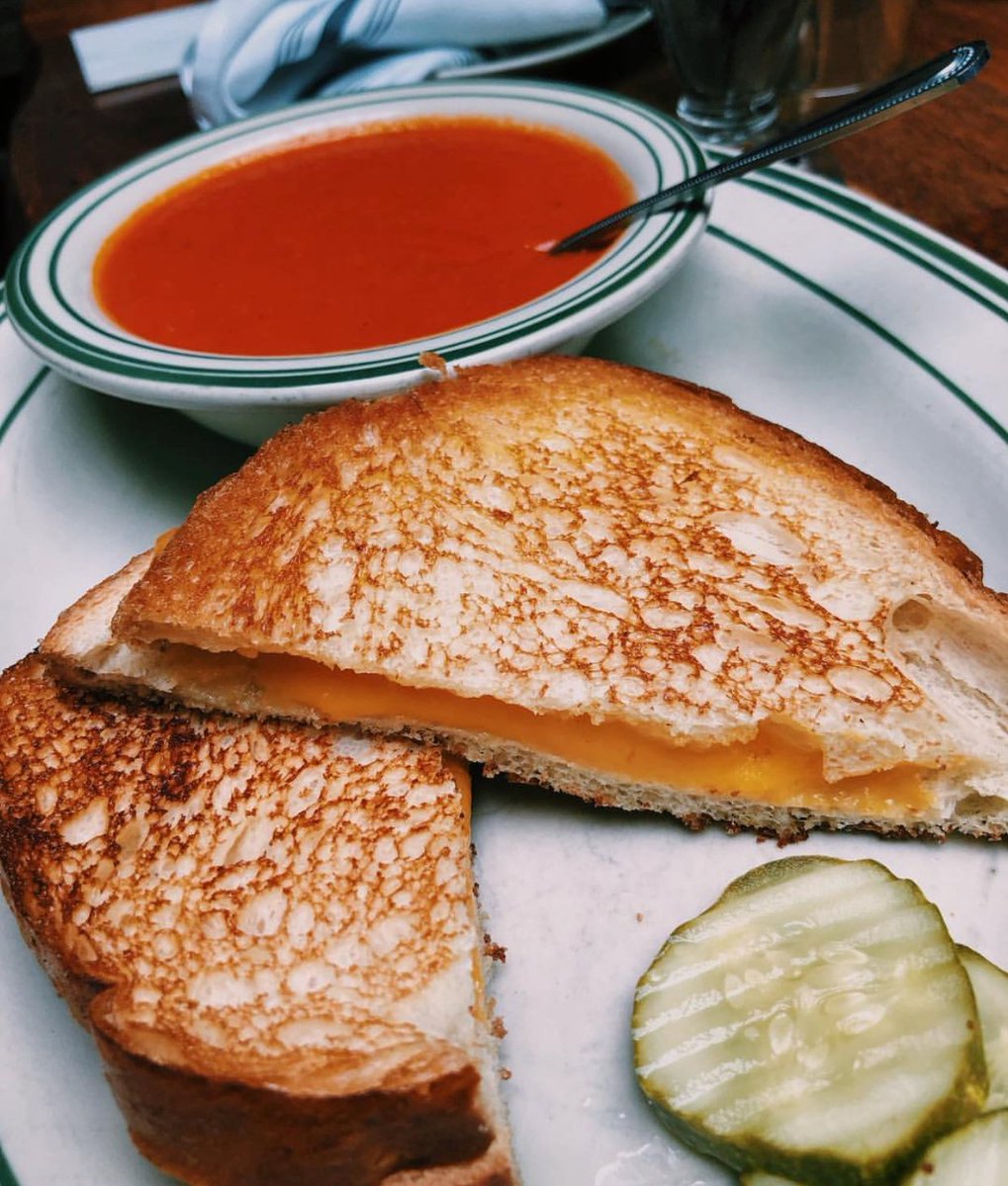 Happy #NationalGrilledCheeseDay! It’s not really our thing but we may have a couple lying around. #dc #dmv #TedsBulletin