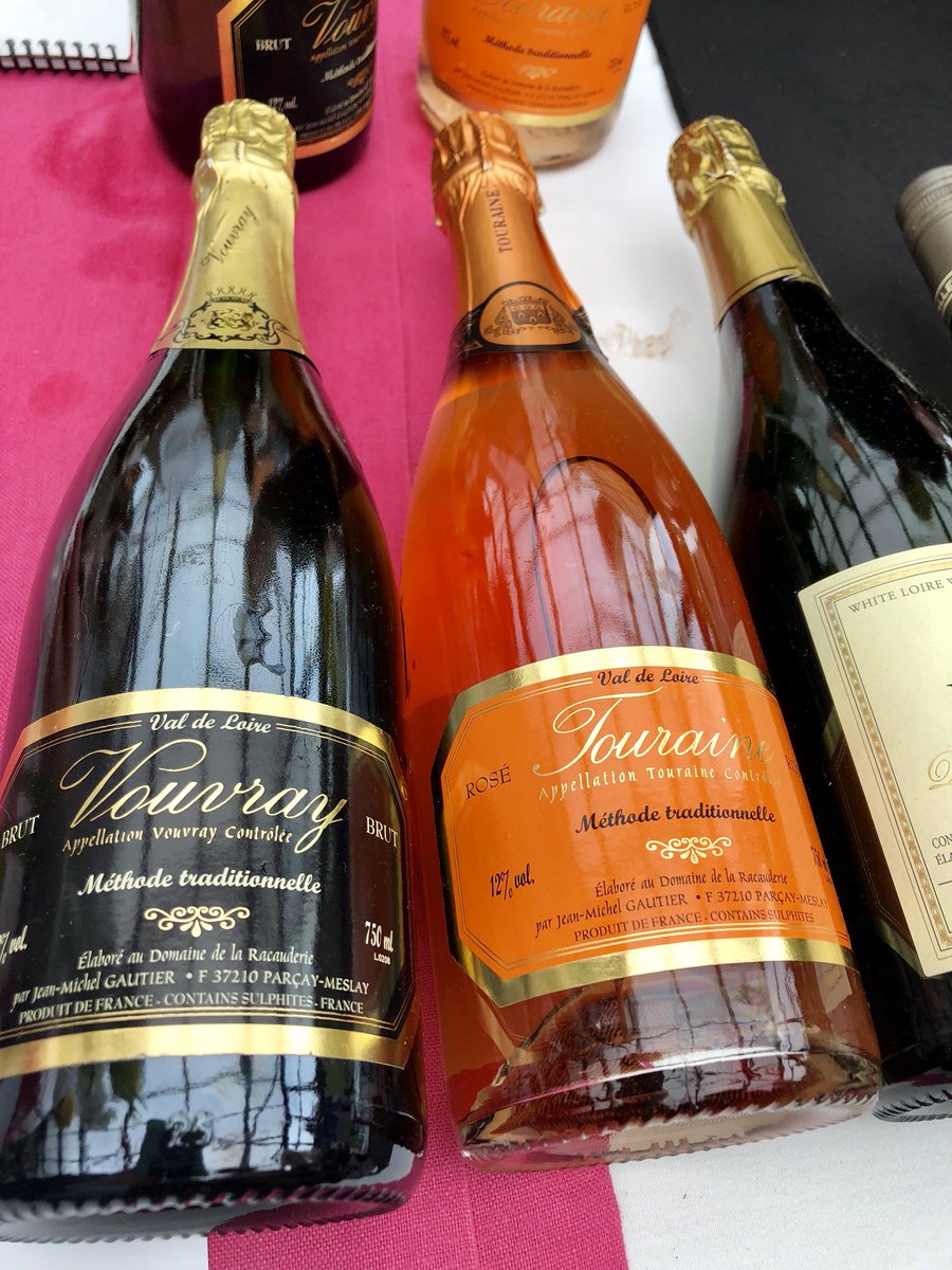 TravelBTG's tweet photo. Beautiful day on the @JParkerChicago rooftop for the Spring to Loire tasting #SpringtoLoire @LoireValleyWine https://t.co/TBqmNLXwOg