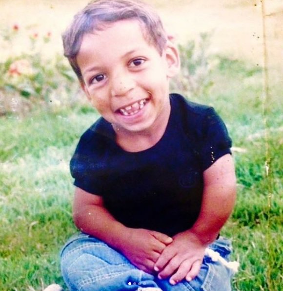 cavalinhodocec's tweet image. Está lançado o desafio: Quem é essa pessoa da foto?

Otero na infância = RETUITAR 🔁.
Tokinho na infância = CURTIR ❤️.

#TokinhoMaiorQueOAtlético