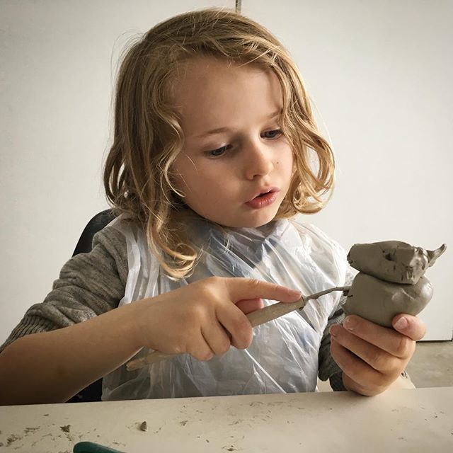 AmeliaGregory's tweet photo. Made a clay bat at the Turner Contemporary. #turnercontemporary #margate #bat #clayspace #awasteland #snarfle #pottery #clay #handmade #margz #margatewithkids https://t.co/Vjlf73Yu96 https://t.co/InsBgHCzlR