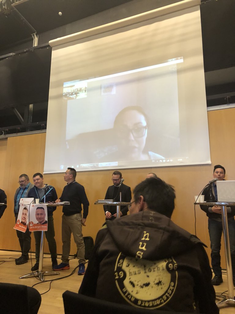 PipalukL's tweet photo. Inuit Ataqatigiit og Samarbejdspartiet er de eneste, som stiller med kvindelige kandidater ved dagens debat https://t.co/AmVg24Hivt
