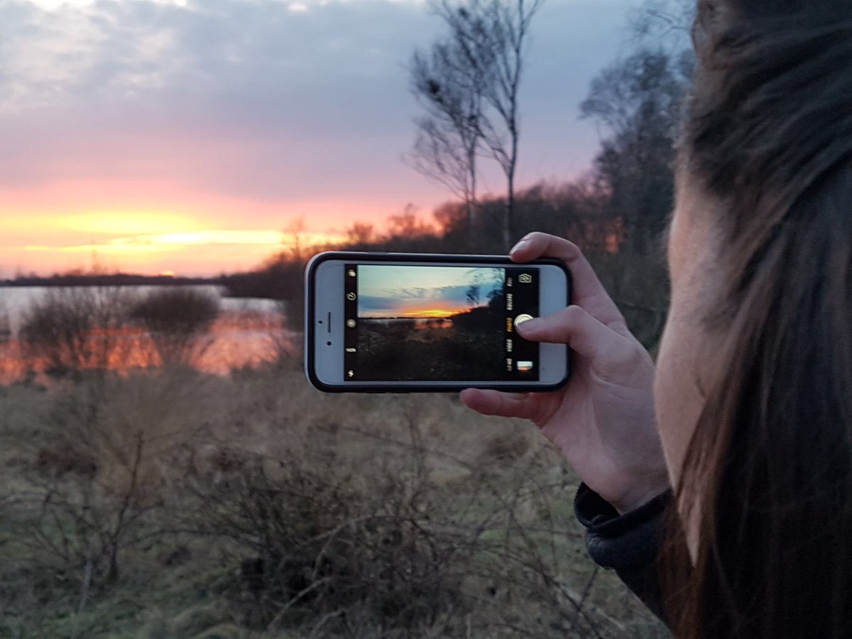 thewillsways's tweet photo. A photographer in the making..? #nofilter #stilltrying #iphonephotography #iphonephoto #cannock #cannockchase #chasewater #nature #natureshot #lake #bythewater #sunset #happy #mrandmrs https://t.co/U9QcrtWTN8