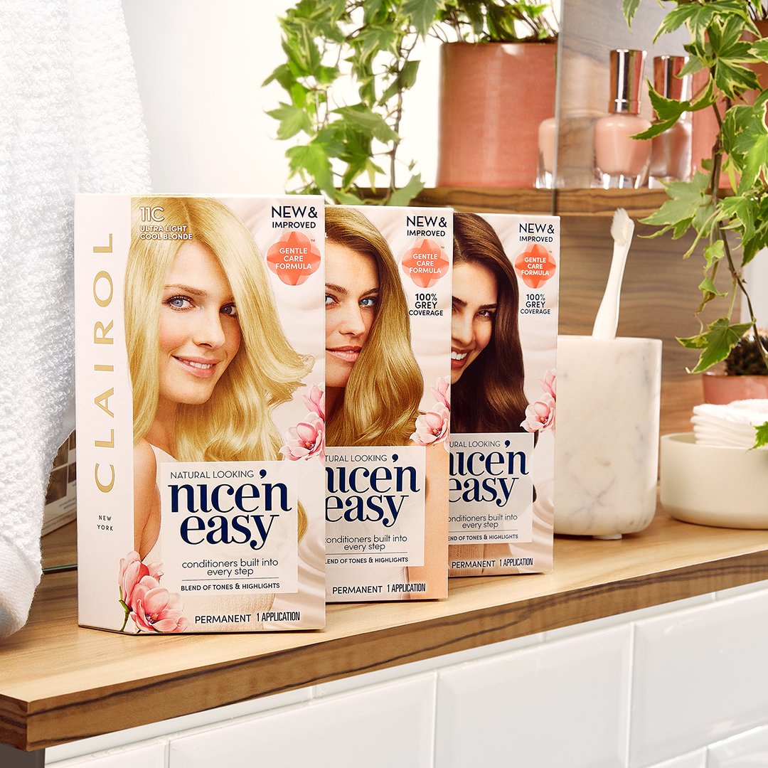 TMLiveEvent's tweet photo. Who doesn't love a little pampering? 💁@Clairol_UK are giving you the chance to WIN a hair colour pamper package, shade matched to you! For the chance to get your hands on this amazing prize, enter NOW> https://t.co/JqVU4AaY3R 💃💋 #shoppingheaven #TMlive #ColourFearlessly https://t.co/KR8ua5GUfN