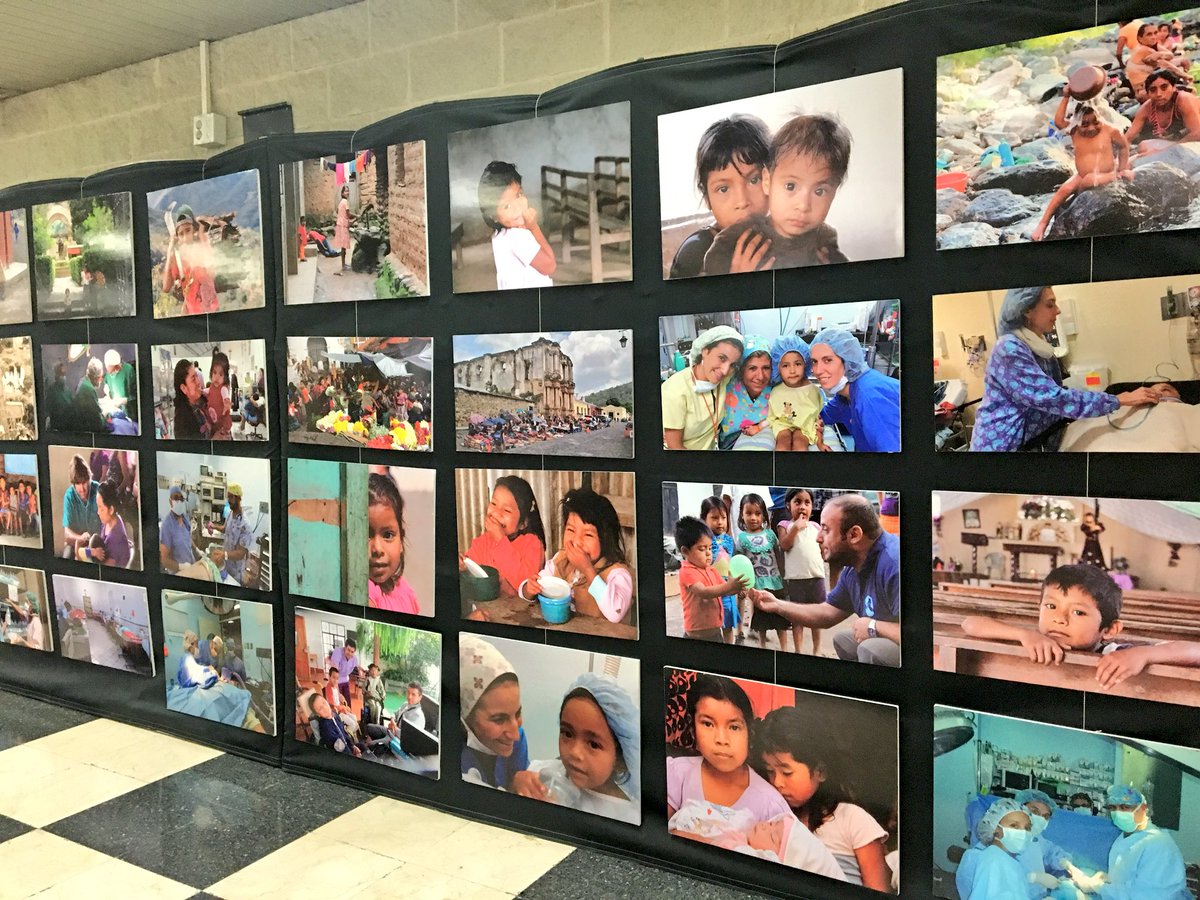 hujuanramon's tweet photo. Desde hoy, la ciudadanía puede disfrutar de la exposición de fotos de @Ibermed1, en la que participan #Profesionales del @ahjuanramon, de diferentes especialidades. Sus proyectos, son de índole quirúrgica, educativa, de salud y nutrición, entre otros. ¡No te la pierdas!😍🖼 https://t.co/elEIr0ywEz
