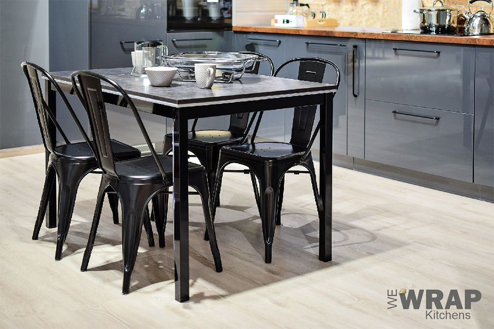 wewrapkitchens's tweet photo. Does your kitchen reflect your personal style? Do you wish there was a way to easily get your "look" without having to spend a fortune on a new kitchen? We Wrap Kitchens is here to help create a brand-new look for your kitchen. Visit https://t.co/z6KcCcsCYf // #KitchenWraps https://t.co/shyH2g3zMk
