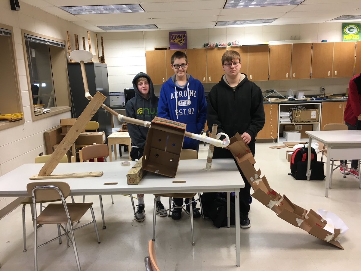 Ryan Strom tweet media