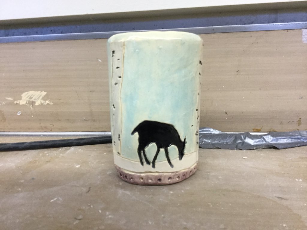 GorvettART's tweet photo. Our first round of Slab Mugs from our 3rd quarter rocks star artists. #dg58learns ❤️ https://t.co/7n848Rsf7t