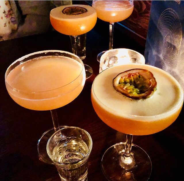 🍸Happiness is 2-4-1 Pornstar Martinis🍸 
#escapologist #martini #cocktails #theescapologist #london #coventgarden #sevendials #love #drinks #fun #happyhour #thursday #thursdaynight #thursdaymotivation #thirstythursday #almosttheweekend #goodvibes #secretsociety