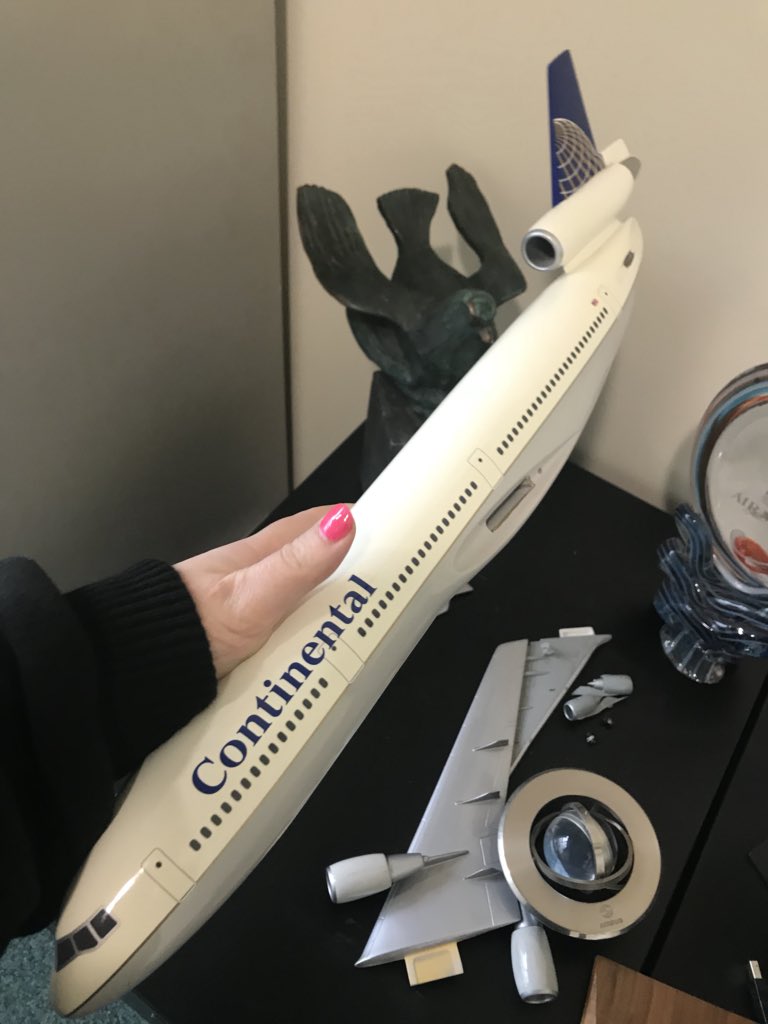 AudgeFitzHagan's tweet photo. Desperately trying to track down #continental #dc10 #planemodel as the one in the pic may have been damaged in my care 😱😱
Really hoping someone might be able to point/link me in the right direction 🙏🏼
#avgeeks #scale1200 #scalemodel #collectorsitem #aviation4u #modelplane https://t.co/H4JWy13K1z