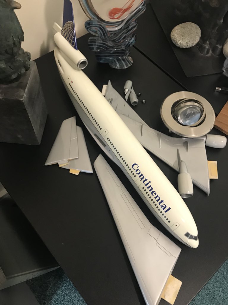 AudgeFitzHagan's tweet photo. Desperately trying to track down #continental #dc10 #planemodel as the one in the pic may have been damaged in my care 😱😱
Really hoping someone might be able to point/link me in the right direction 🙏🏼
#avgeeks #scale1200 #scalemodel #collectorsitem #aviation4u #modelplane https://t.co/H4JWy13K1z