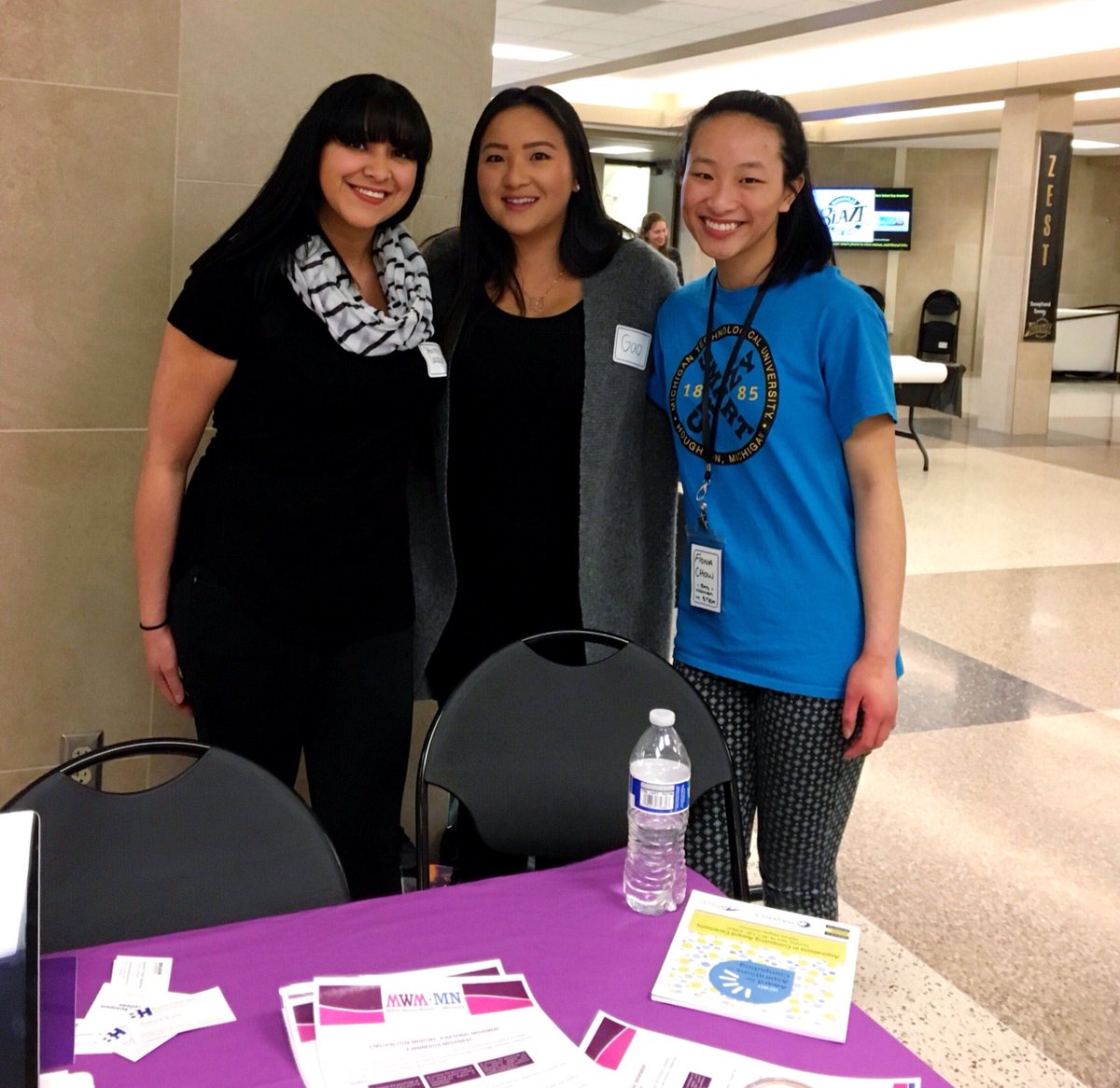 _sgabi_'s tweet photo. Honored to have served as a panel member at @BurnsvilleHS STEM night yesterday! It's so great to see our youth excited about careers in #STEM fields! @MWM_MN https://t.co/QOyHuhrJb5