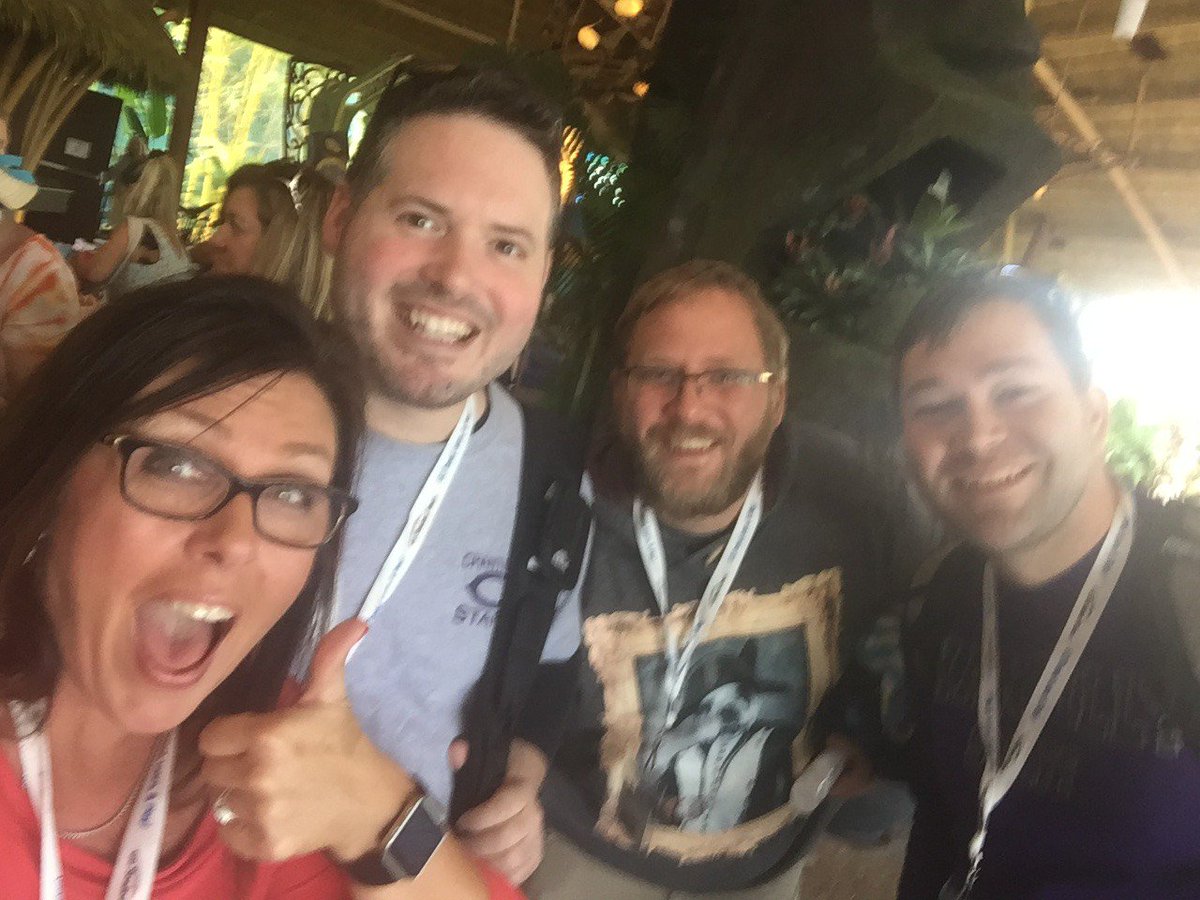 GoStudentTours's tweet image. Chantilly made it to Volcano Bay! #universalstudios #GoStudentTours