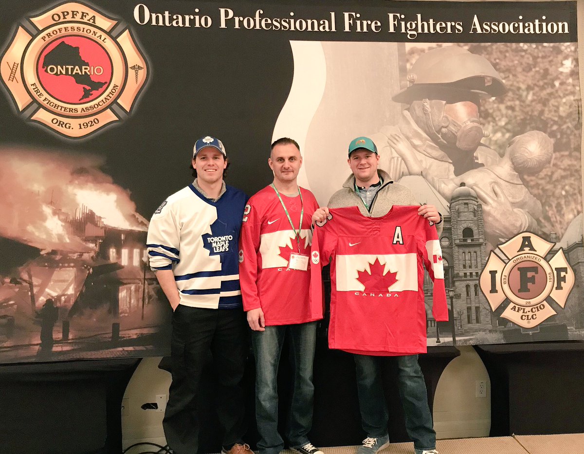 Our <a href="/Welland/">City of Welland</a> Professional Firefighters are showing their support for the <a href="/HumboldtBroncos/">Humboldt Broncos</a> .. we are all thinking of the entire broncos organization, their families &amp; friends #humboldtstrong @myWelland <a href="/FCWFES/">FIRE CHIEF, WELLAND</a>