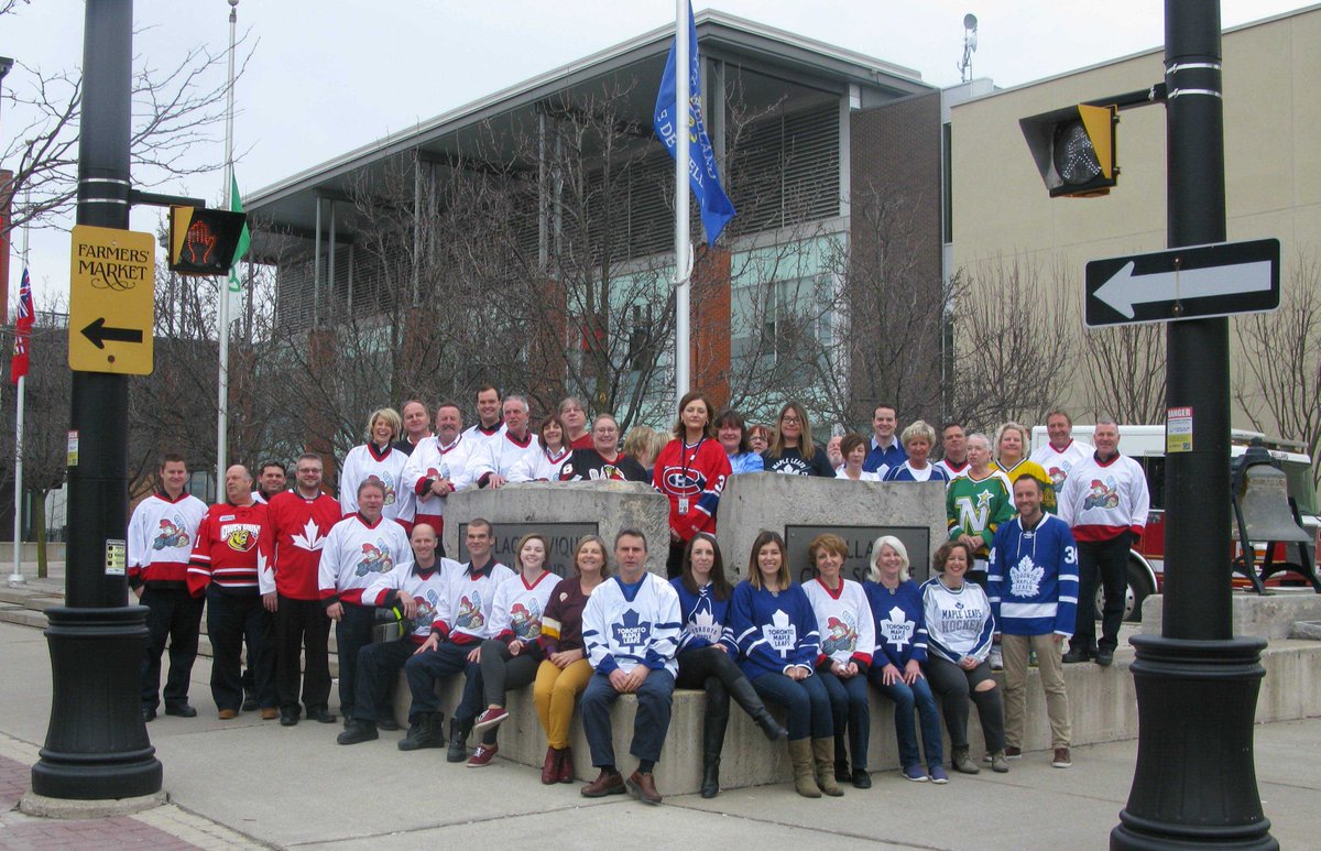 EckhartAdam's tweet photo. Showing support for Humboldt. @fcwfes City staff and Welland Firefighters proudly supporting Jersey Day today. https://t.co/76JsztXvMQ