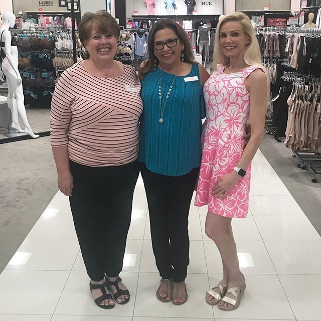 harmonybertrand's tweet photo. #love these ladies! We are the top 3 sales associates for the year in our store! #thankyou to all my customers and co-workers for the past year! #macys #magicofmacys #retaillife #workhard #lovemyjob #lovemycustomers #girlfriends 😊👍💋❤️💕😍 https://t.co/CkG1mrGr2X