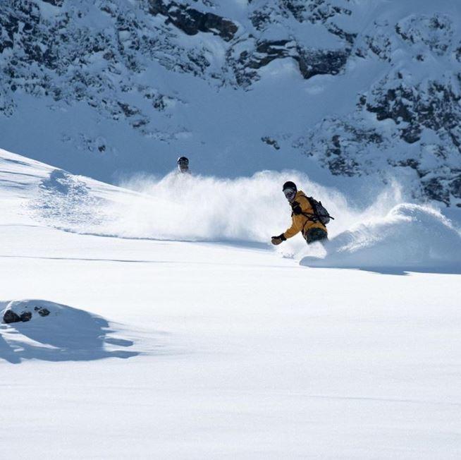 Banff & Lake Louise Tourism tweet media