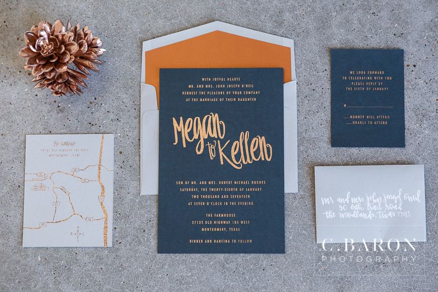 This copper/navy combo is TO DIE FOR! Beautiful modern invitation suite 🧡 
📸: <a href="/cbaronphoto/">C. Baron Photography</a> venue: @thefarmhouseevents #invitations #invitation #weddinginvitations #wedding #bride #invitationsuite #navy #eventbranding #branding #event #houston #texas #marriage #love