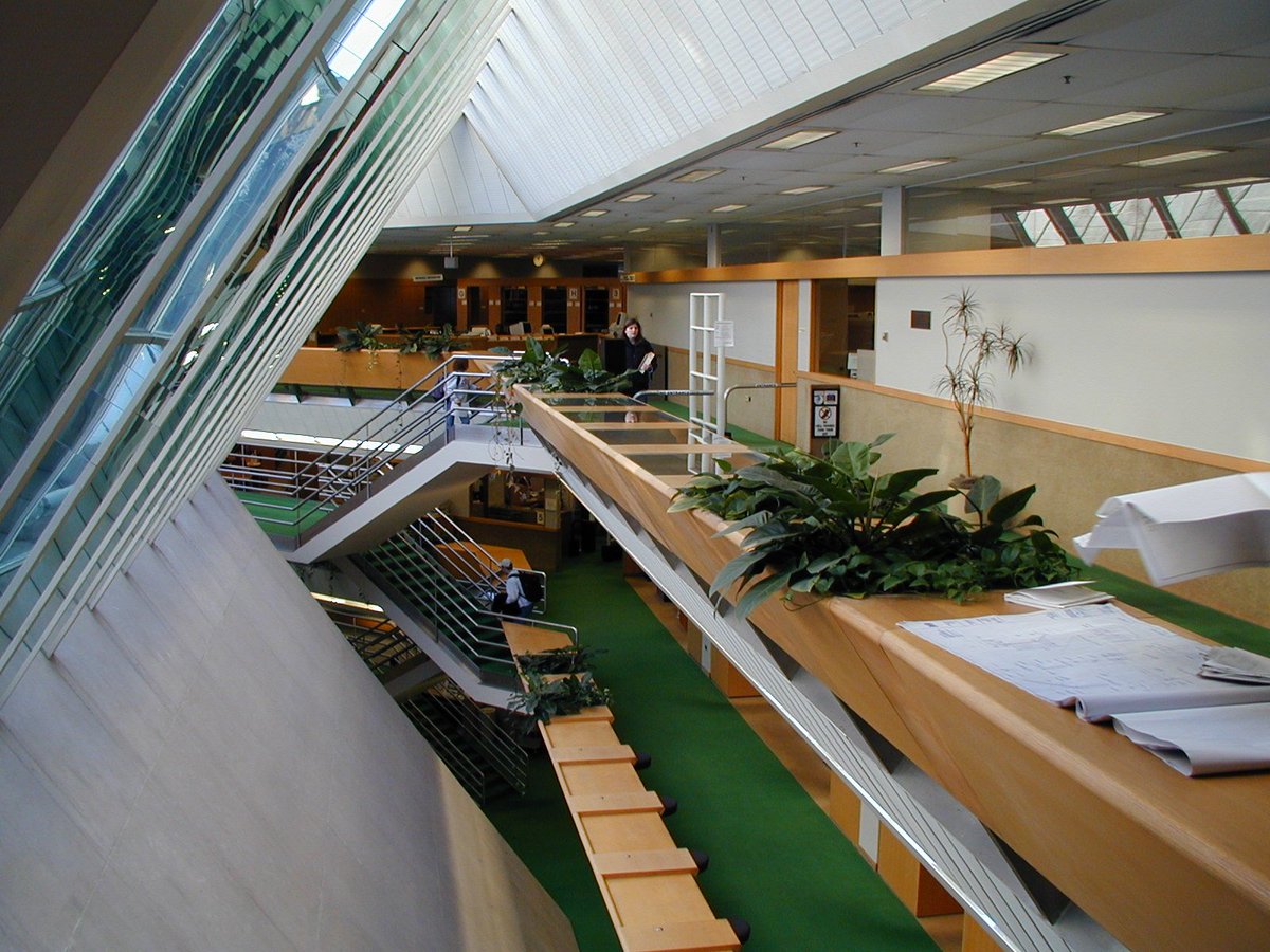 UMichLaw's tweet image. Celebrate #NationalLibraryWeek with a visit to the subs! #quietstudy #UMichLawLib #gounderground