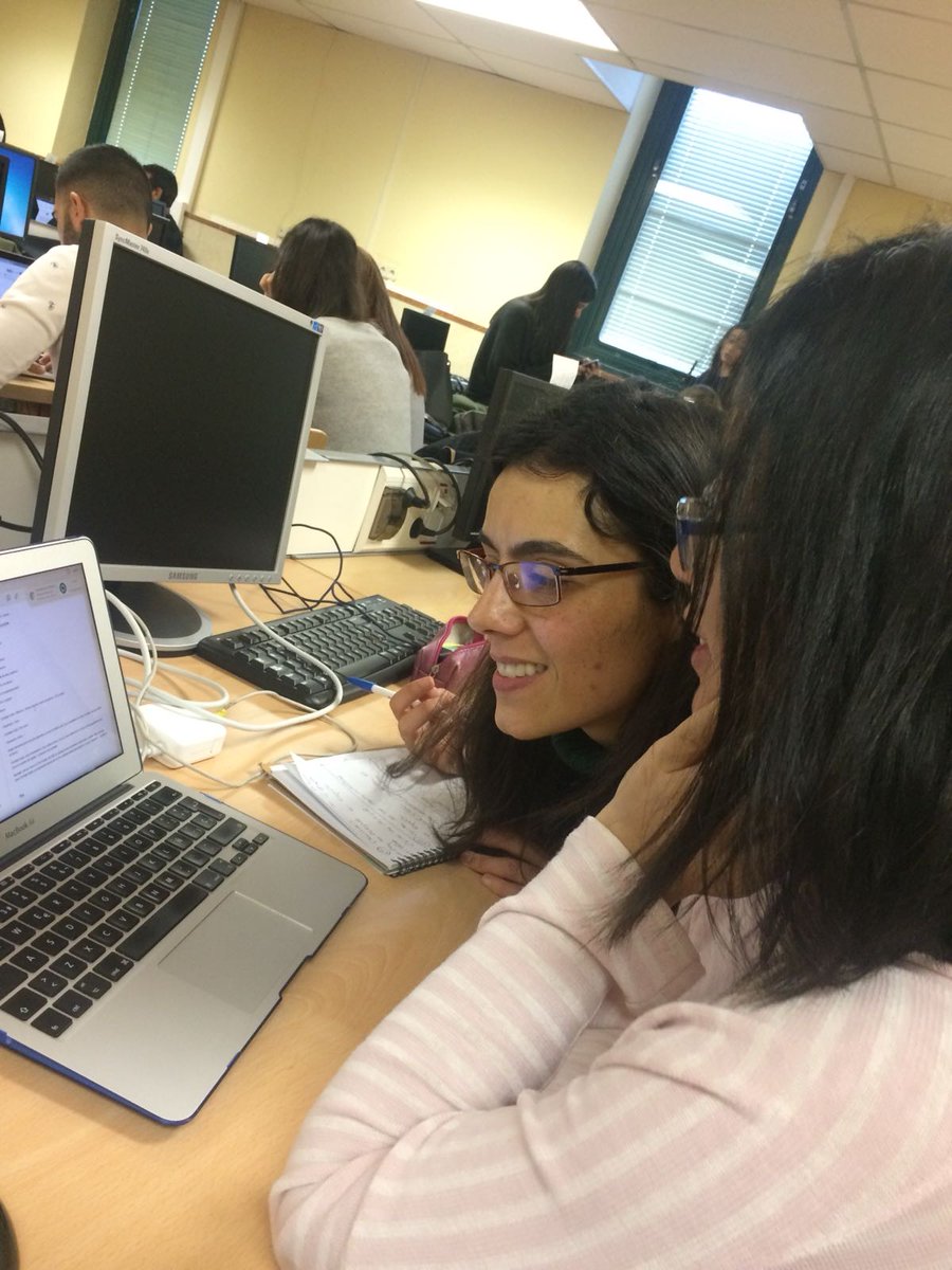 ParisLearns's tweet photo. #ictclil_urjc #workingreallyhard #TheConquerorsTeam https://t.co/Nlycz5vSxV