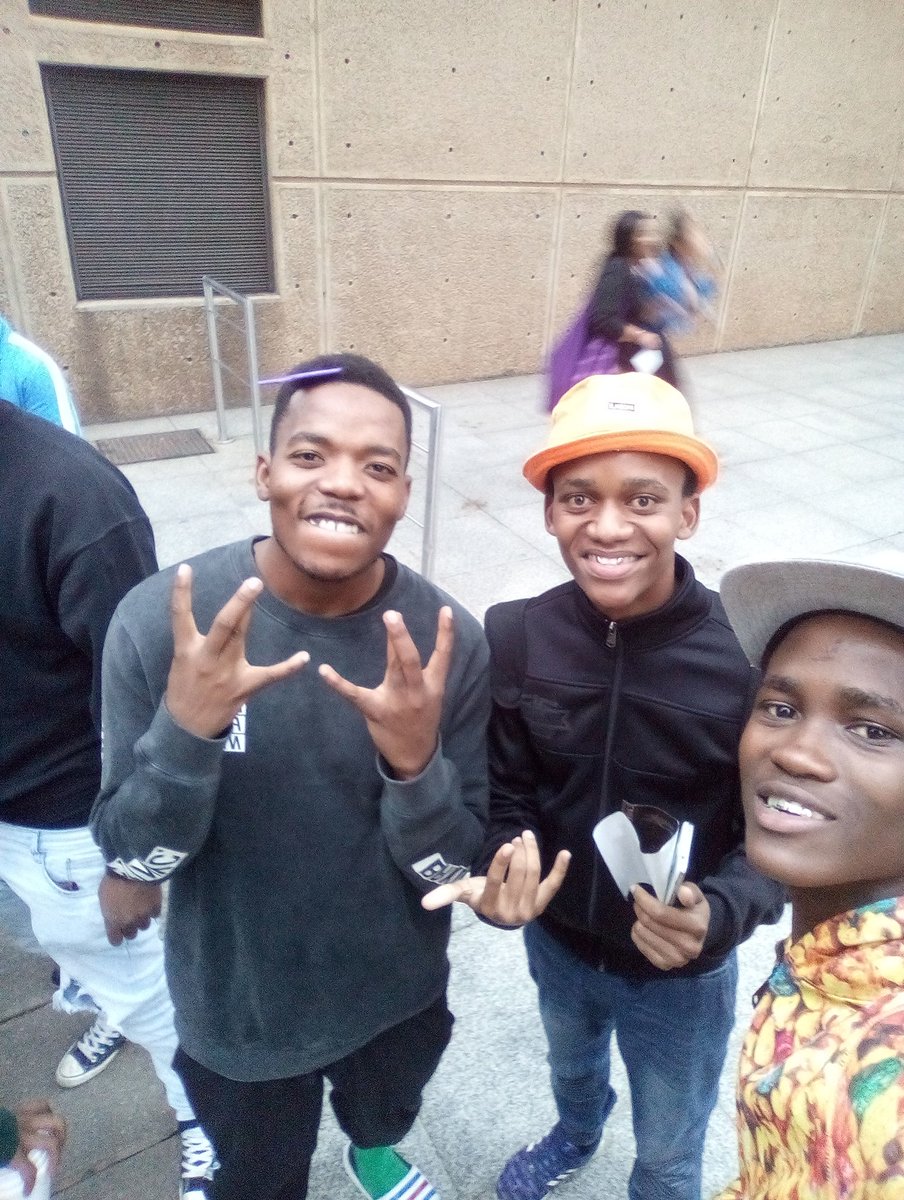 boizen_fiko's tweet photo. Met Grootman @MashBeatz Today #HumbleDude https://t.co/S83rfruegV