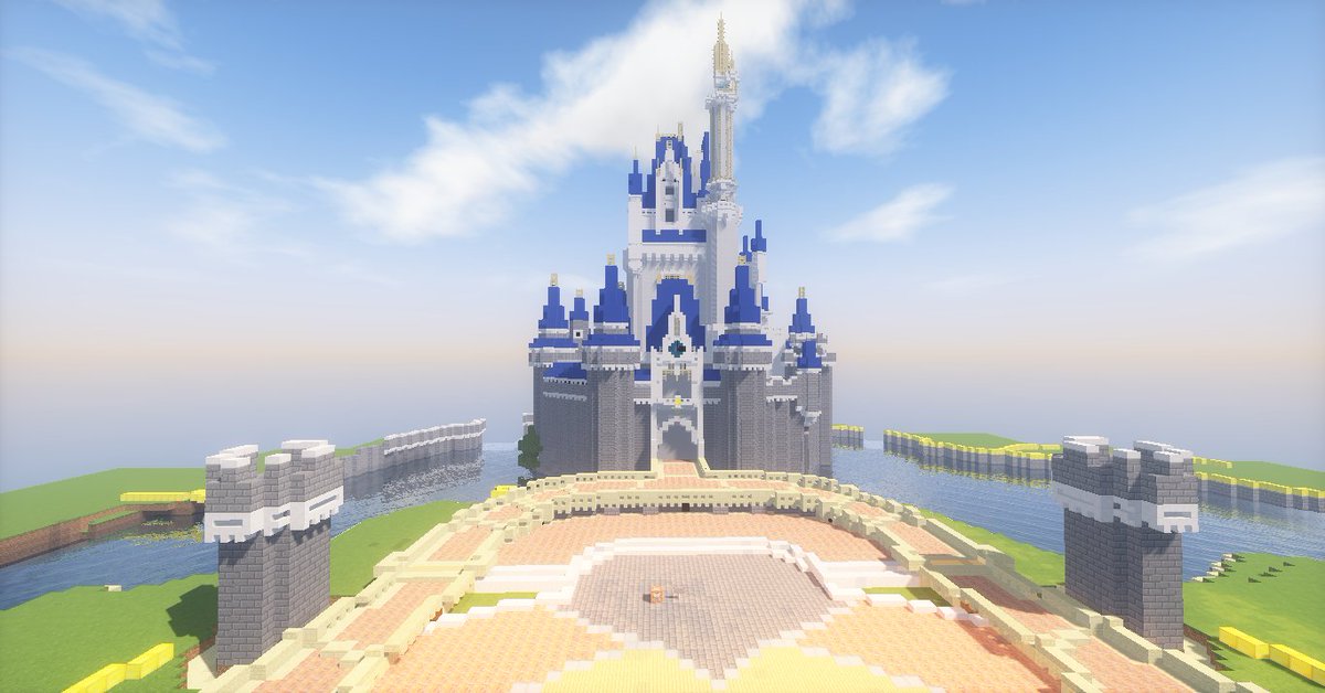 Minecraftdisneyresortcampany 段々と シンデレラ城付近が出来てきました 現在は 主に池と左右の橋などを制作しております 最近はこのようなツイートばかりですがご了承ください 今後も頑張っていきます ディズニー マイクラ Minecraft