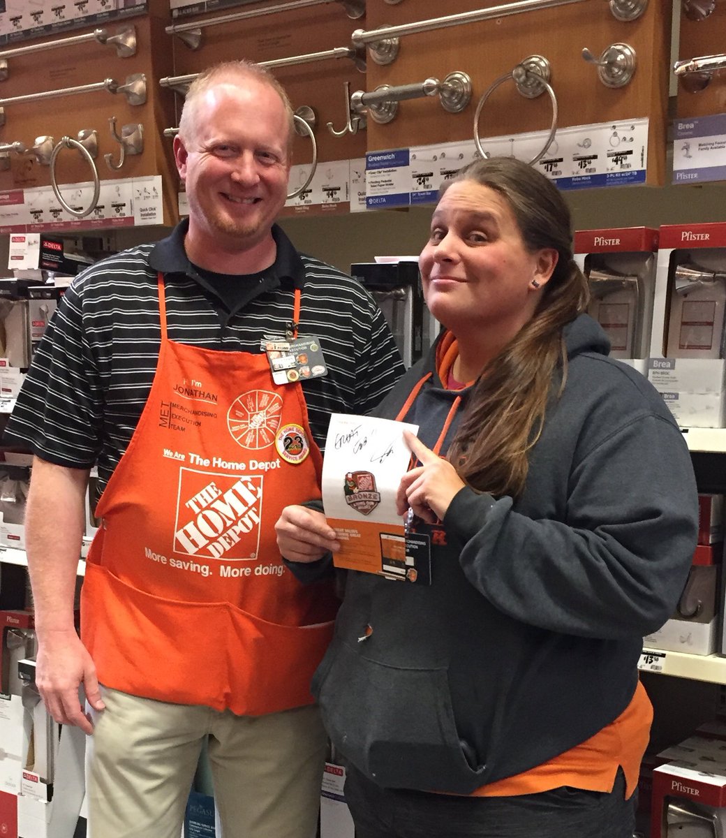 MEA Heather Barber #139 receiving her Bronze milestone award. Great work Heather!!!
