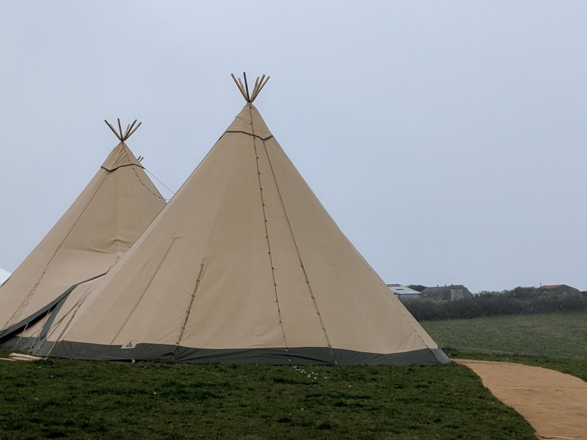 There is something very majestic at the farm tonight ...  <a href="/wildtipi/">Sam & Tim</a> #KeepItChaos
