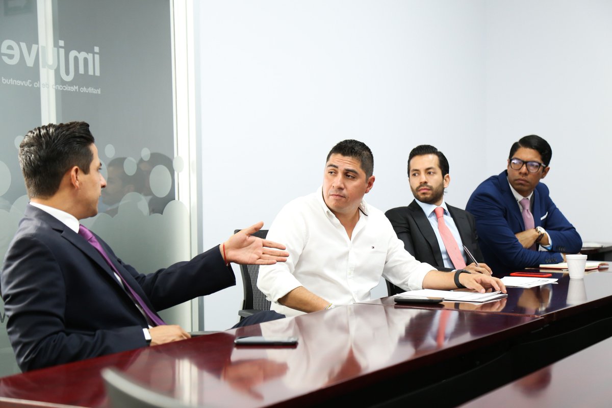 SejuveGuerrero's tweet photo. Con el objetivo de fortalecer y dar seguimiento a las acciones del sector juvenil en #Guerrero se lleva a cabo reunión de trabajo con el Instituto Mexicano de la Juventud en #CDMX https://t.co/sCCv4qeJlY