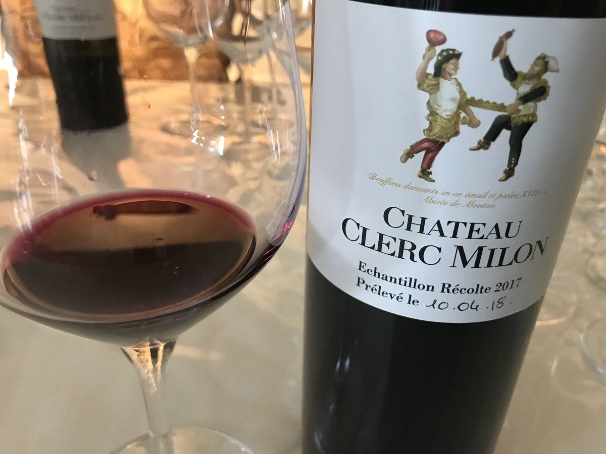 GuyCollinsWine's tweet photo. While Cabernet Franc didn’t make it into the main Mouton Rothschild wine in 2017, terroir favorable to the varietal over at the family’s Clerc Milon estate meant it accounted for 14% of the assemblage of that wine https://t.co/imPRGNDs0U