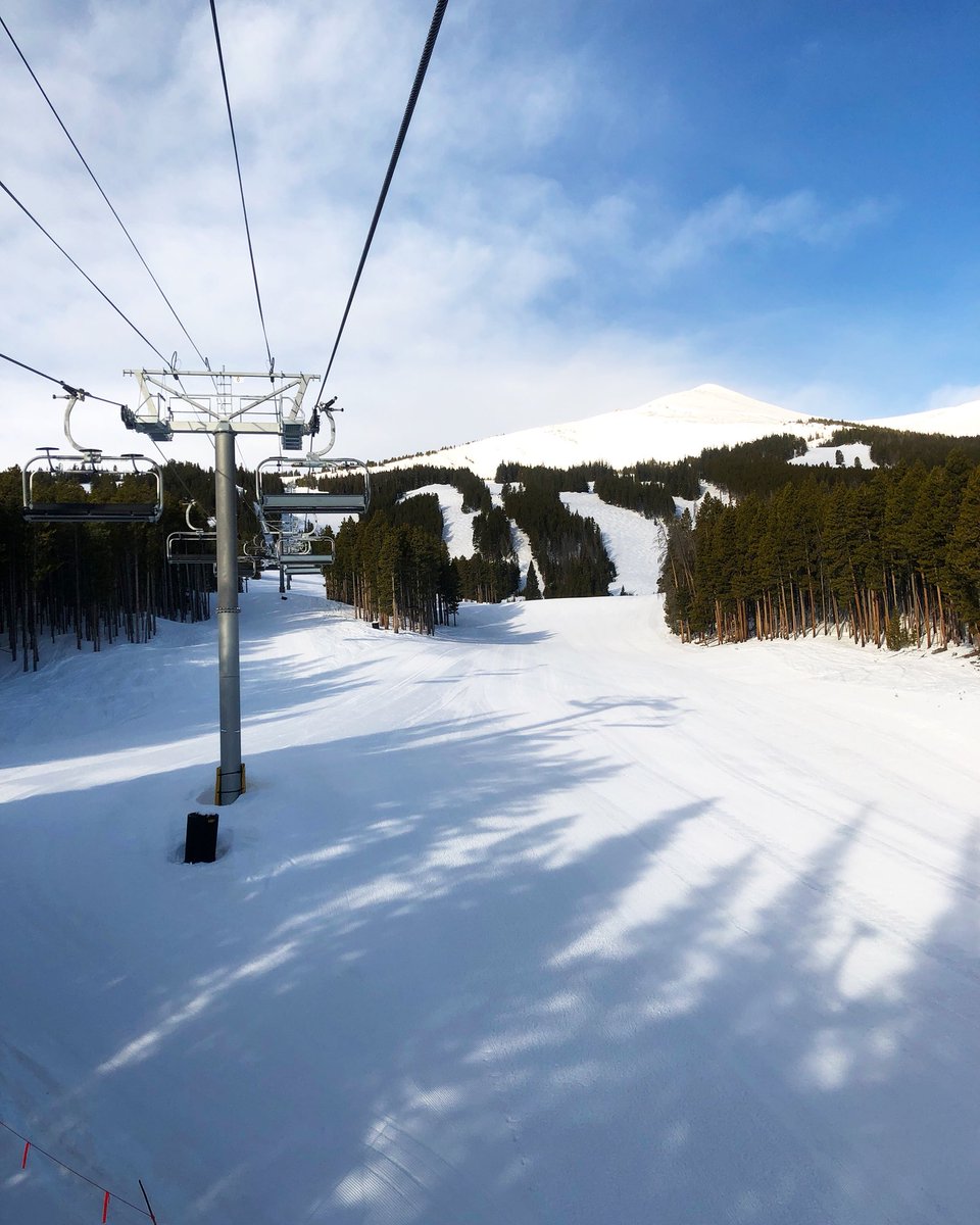 breckenridgemtn's tweet photo. First chair views this morning #Breck #SpringIsEpic https://t.co/cfWE4VcR0J