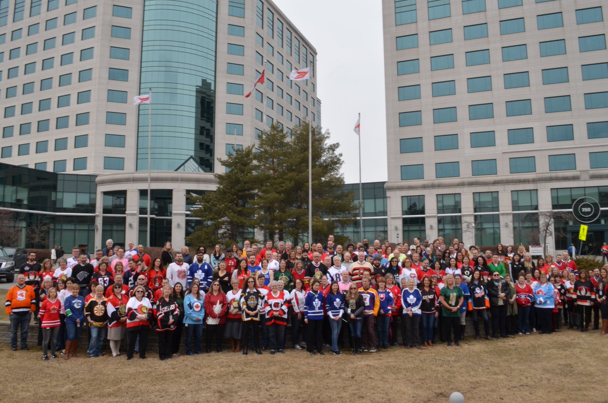 Humboldt Strong - ABSB shows support/Unité Humboldt - La DGCPS démontre son support  #JerseysforHumboldt