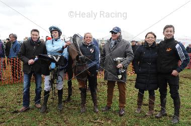 A brilliant result for <a href="/Jane_Buchanan/">Jane Buchanan</a> &amp; <a href="/crawford_bros/">Crawford Bros Racing</a> as their Loughanmore 4yo winner MALONE ROAD tops the <a href="/GoffsUK/">Goffs UK</a> Aintree Sale at £325,000 to continue his dam's excellent run with winning #IrishPointers