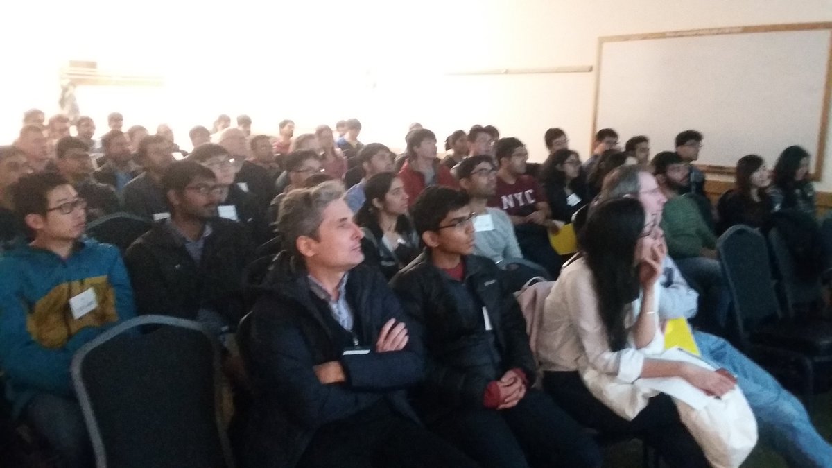 JenniferUMass's tweet photo. Attentive audience listening to Andrew McCallum talk about reinforcement learning (RL). #umassdatascience @umasscs @UMassDataSci https://t.co/AWawZaCGm6